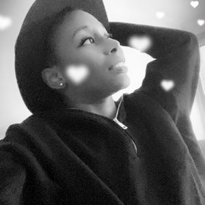 Meet your Posher, Mika